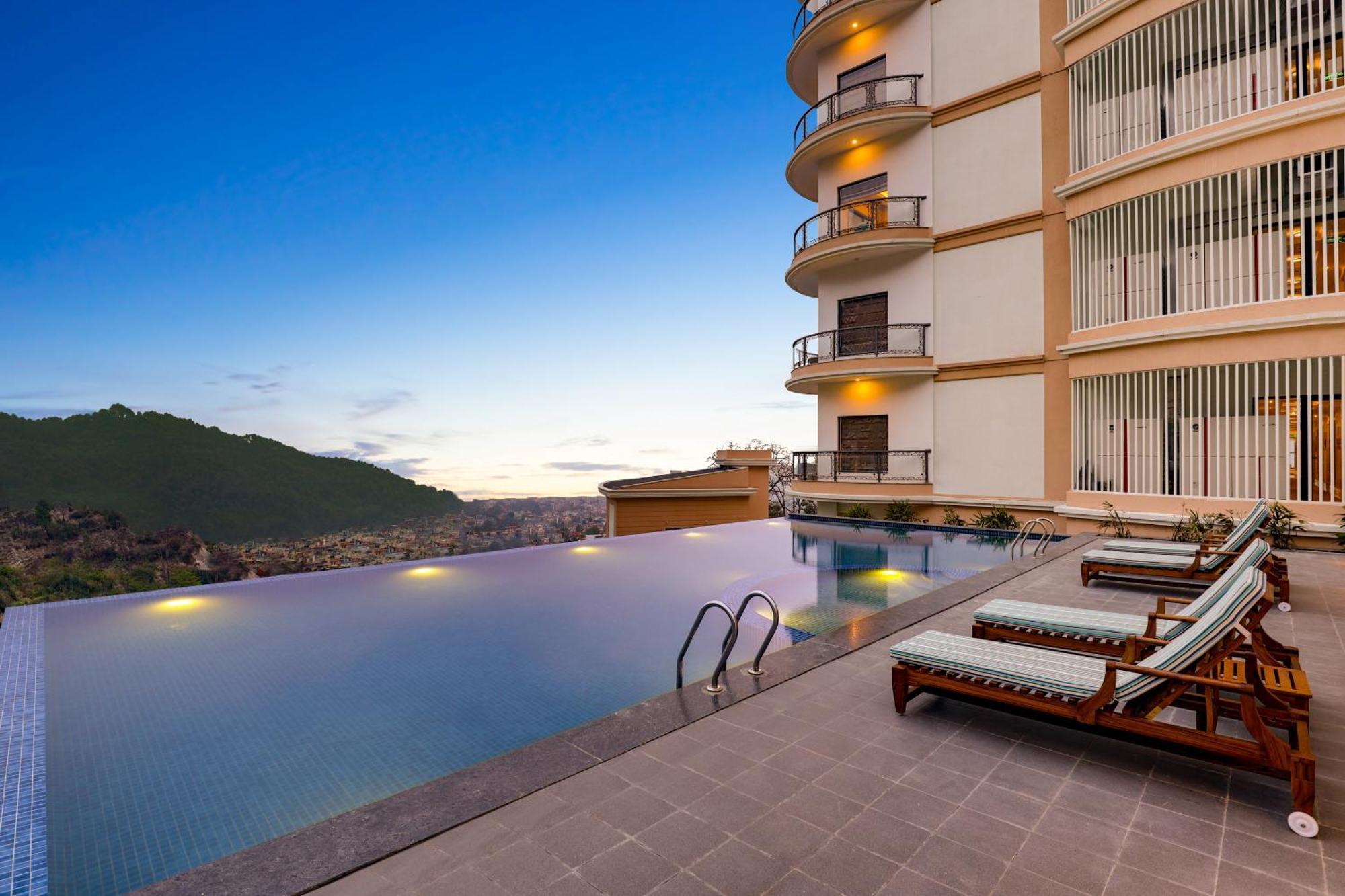 Lemon Tree Premier Budhanilkantha Kathmandu, Nepal ภายนอก รูปภาพ