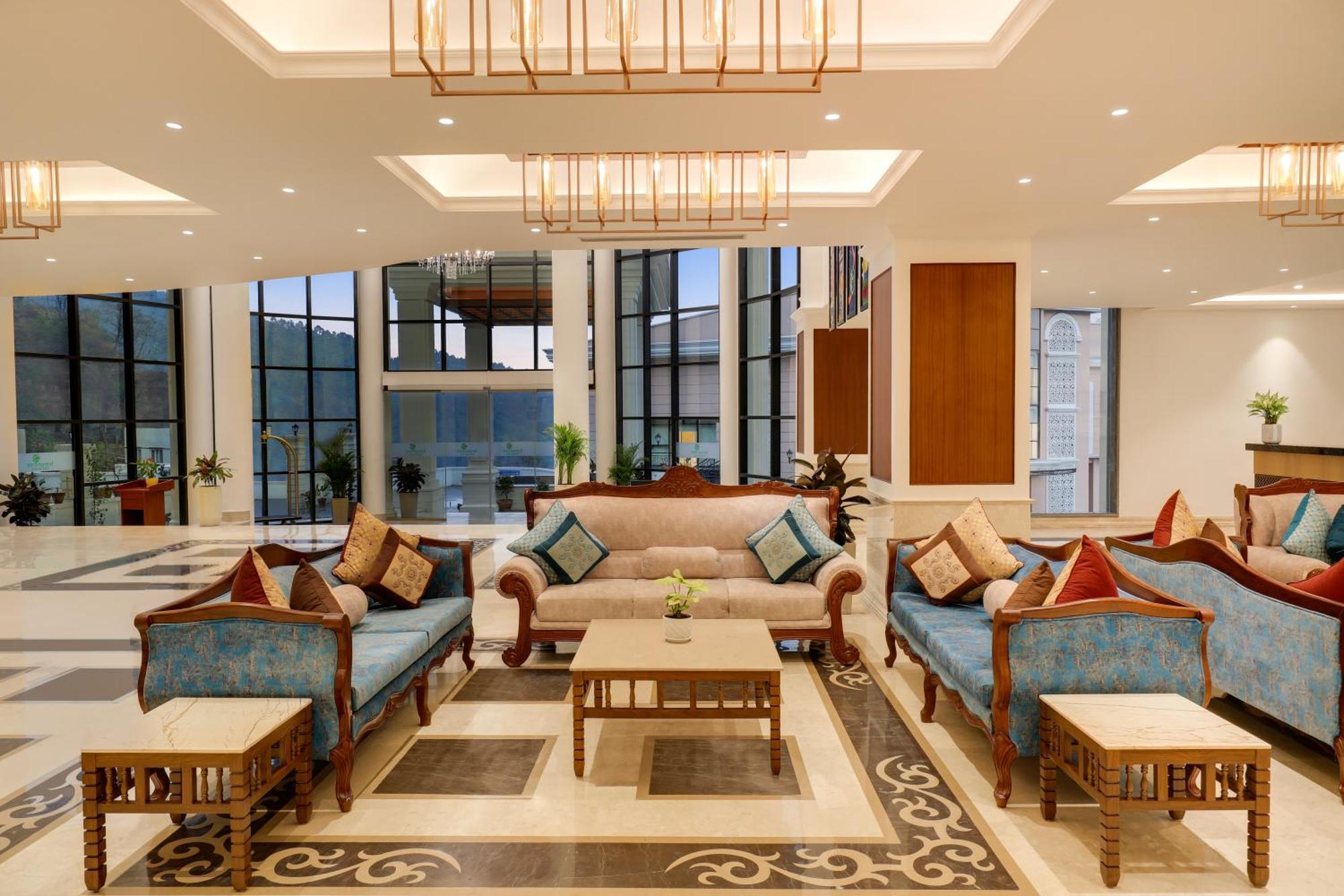 Lemon Tree Premier Budhanilkantha Kathmandu, Nepal ภายนอก รูปภาพ