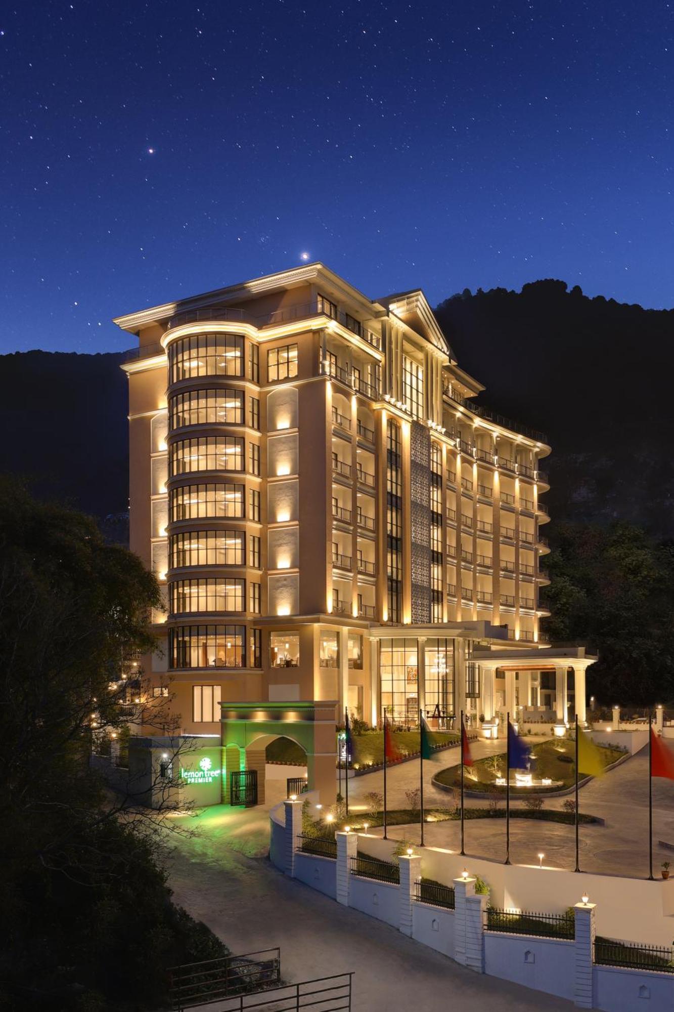 Lemon Tree Premier Budhanilkantha Kathmandu, Nepal ภายนอก รูปภาพ