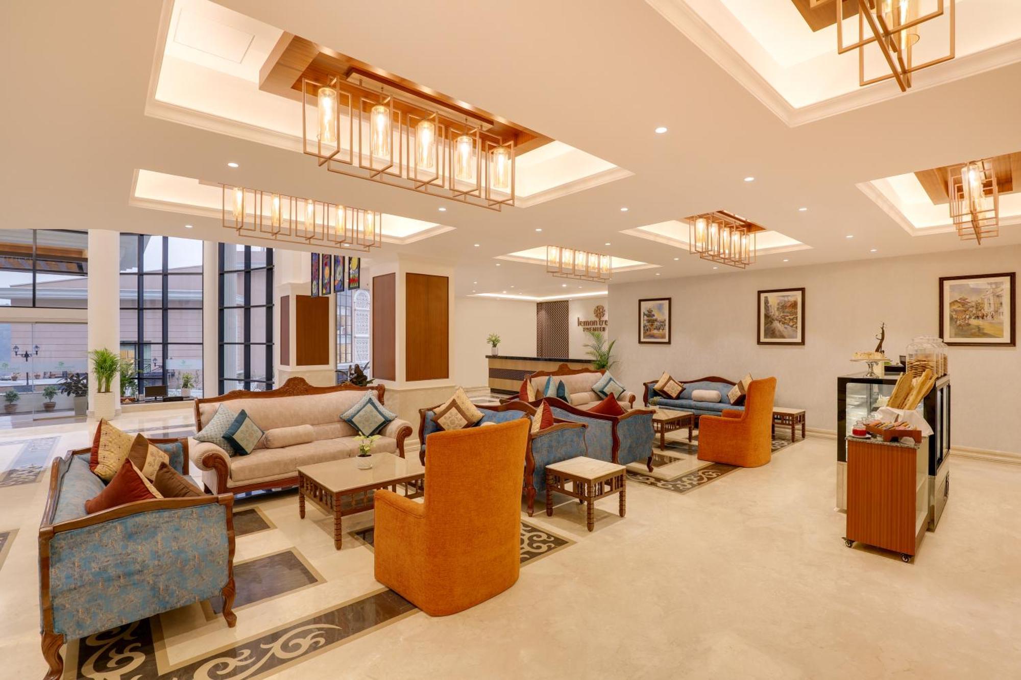 Lemon Tree Premier Budhanilkantha Kathmandu, Nepal ภายนอก รูปภาพ