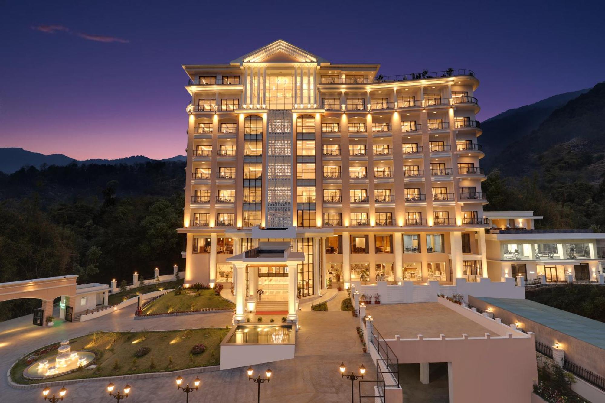 Lemon Tree Premier Budhanilkantha Kathmandu, Nepal ภายนอก รูปภาพ