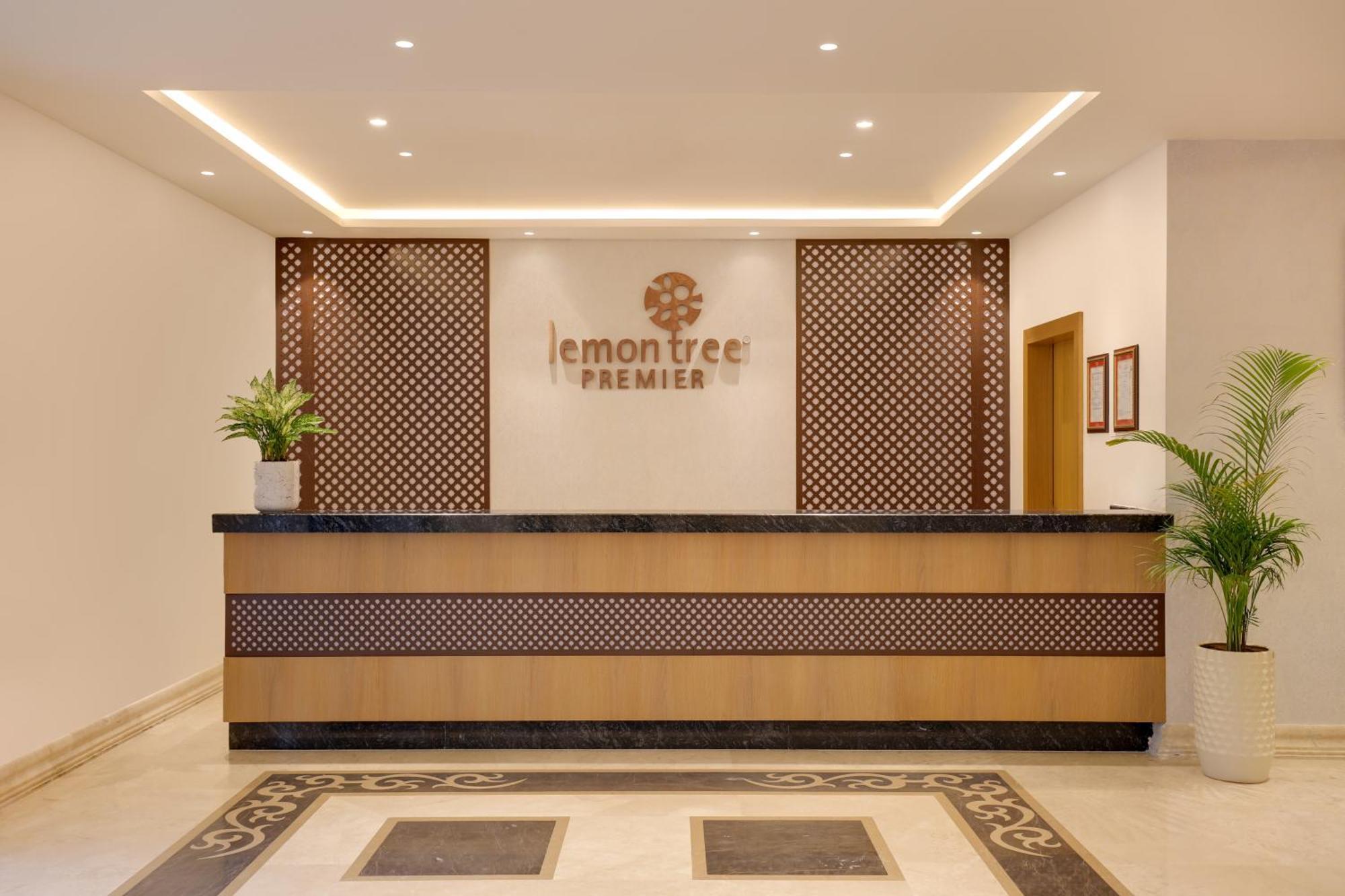 Lemon Tree Premier Budhanilkantha Kathmandu, Nepal ภายนอก รูปภาพ